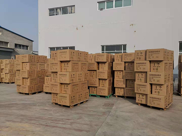 <strong>六角藥丸錦緞盒</strong>準(zhǔn)備發(fā)貨